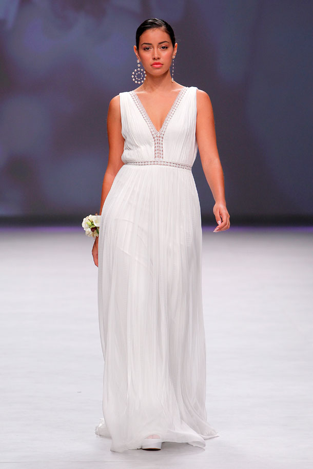 ilovebrides.pt Aire Barcelona Coleção 2020 vestidos de noiva
